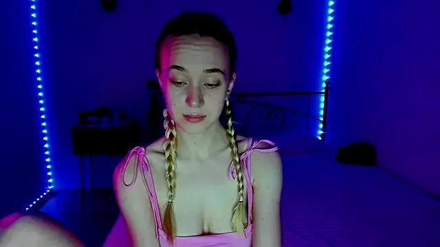 SexyCocobutt from StripChat is Freechat