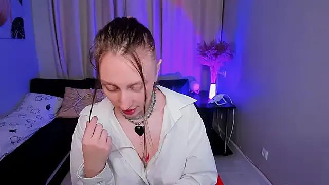 Try our streaming cams variety and talk on a personal level with our adorable girls streamers, showing off their bountiful shapes and dildos.