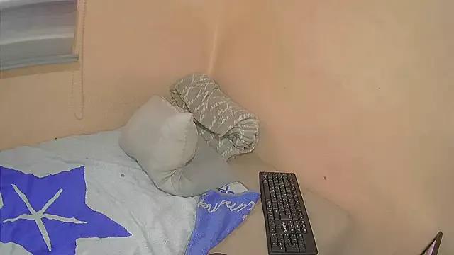 SexyEbonyHottie from StripChat is Freechat