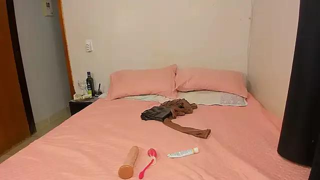 Try our streaming cams variety and talk on a personal level with our adorable girls streamers, showing off their bountiful shapes and dildos.