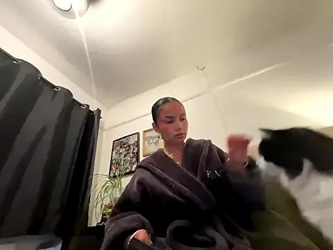 sexygoddessjessy from StripChat is Freechat