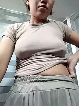 Sexyladzy from StripChat is Freechat