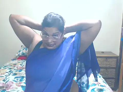 sexylax17 from StripChat is Freechat