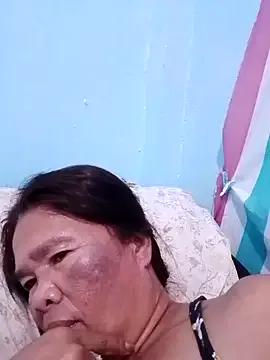 sexylizzy4u from StripChat is Freechat