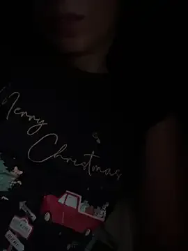 SexyMamiVee from StripChat is Freechat