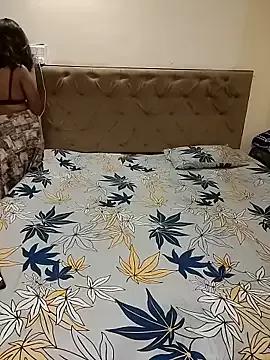SexyMeera69 from StripChat is Freechat