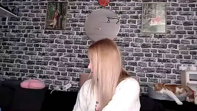 SexyMilf_37 from StripChat is Freechat