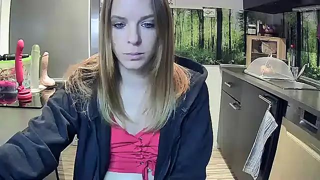SexyMilf_37 from StripChat is Freechat