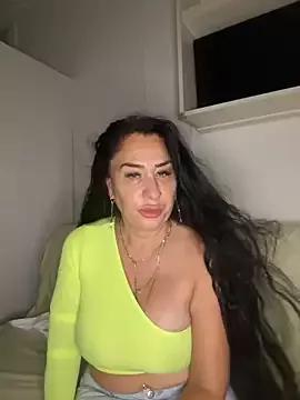 SexySelenasAss from StripChat is Freechat