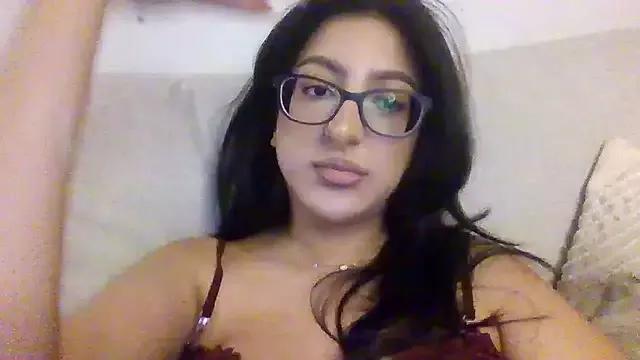 SexySophiaUK from StripChat is Freechat