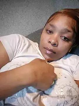 sexyTHANDO from StripChat is Freechat