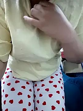 sexyturbanli from StripChat is Freechat