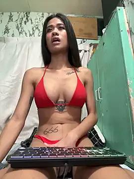 SexywildDanica from StripChat is Freechat