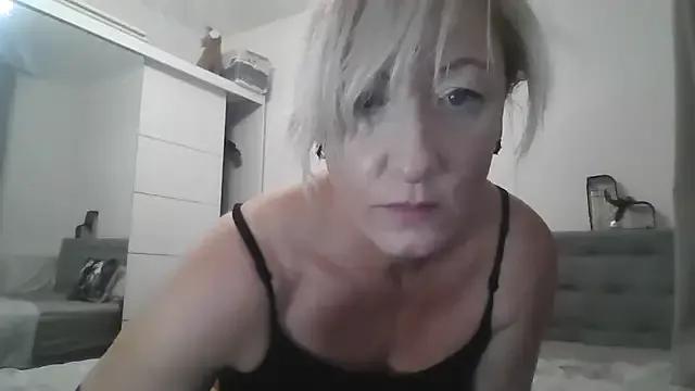 Sexyycattt from StripChat is Freechat