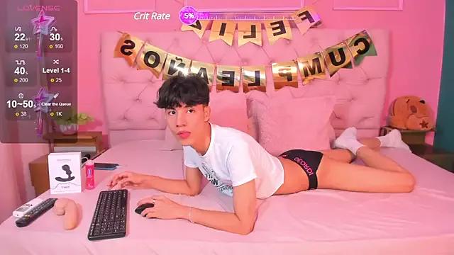 Try our streaming cams variety and talk on a personal level with our adorable girls streamers, showing off their bountiful shapes and dildos.