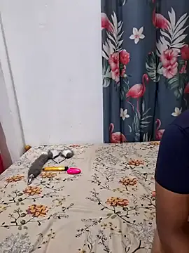 shani_taniya from StripChat is Freechat