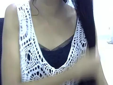 shaniyamirza from StripChat is Freechat