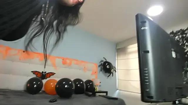 Shantal__G from StripChat is Freechat