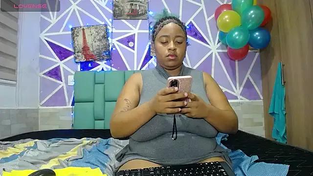 Shantal_Dominic from StripChat is Freechat