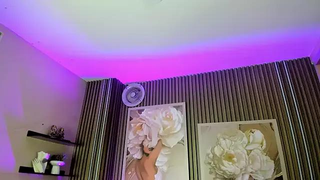 Shantall_houston_ from StripChat