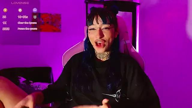 Try our streaming cams variety and talk on a personal level with our adorable girls streamers, showing off their bountiful shapes and dildos.