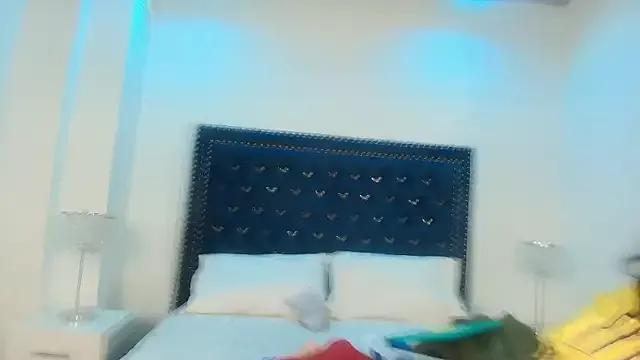 Try our streaming cams variety and talk on a personal level with our adorable girls streamers, showing off their bountiful shapes and dildos.