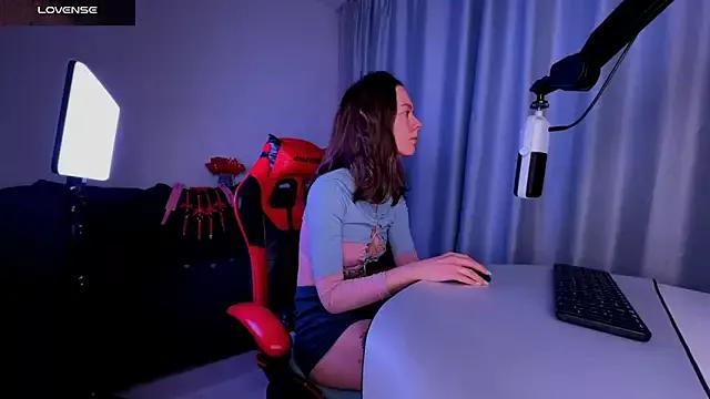 Try our streaming cams variety and talk on a personal level with our adorable girls streamers, showing off their bountiful shapes and dildos.