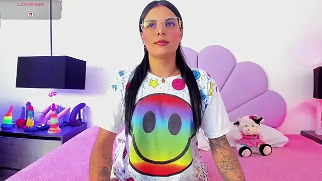Shasa_8 from StripChat