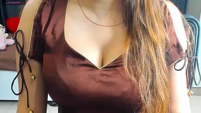 Try our streaming cams variety and talk on a personal level with our adorable girls streamers, showing off their bountiful shapes and dildos.