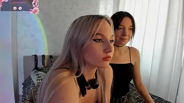 Try our streaming cams variety and talk on a personal level with our adorable girls streamers, showing off their bountiful shapes and dildos.