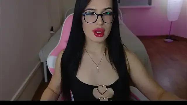 ShayLoren from StripChat is Freechat