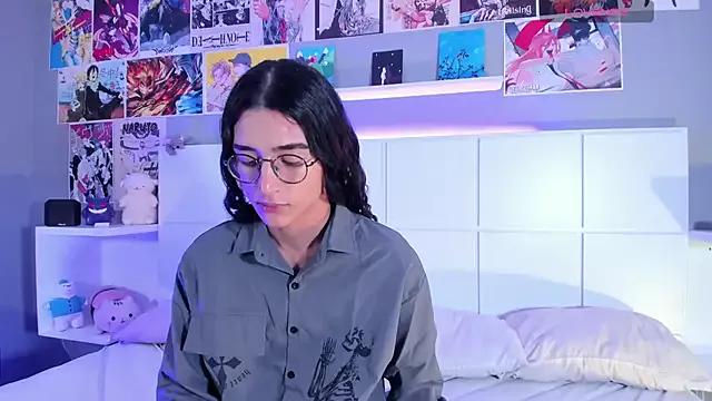 SheepyBoyx from StripChat