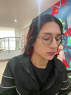 SheepyBoyx from StripChat
