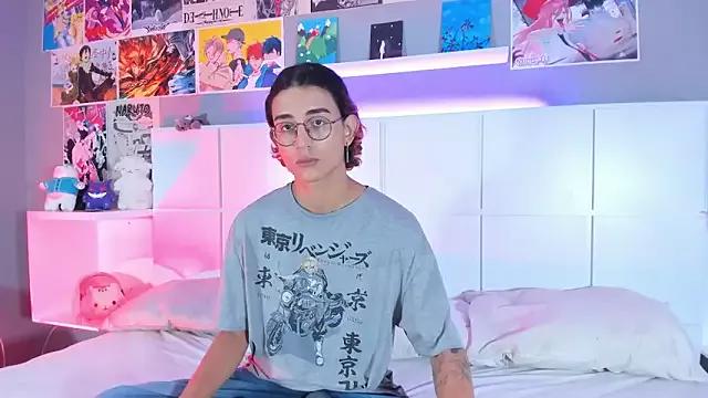 SheepyBoyx from StripChat