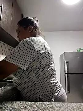 sheila_ro from StripChat is Freechat