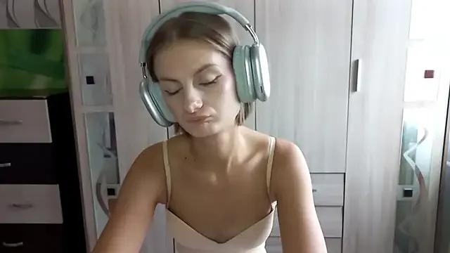 SheilaGate from StripChat is Freechat