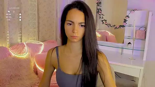 SheilaKlee from StripChat is Freechat