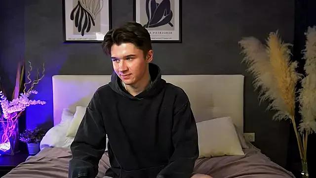 SherlockMax from StripChat is Freechat