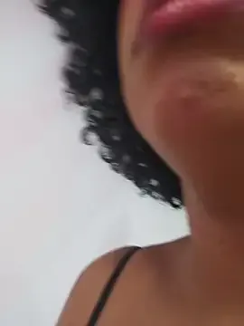 SheyLopez from StripChat is Freechat