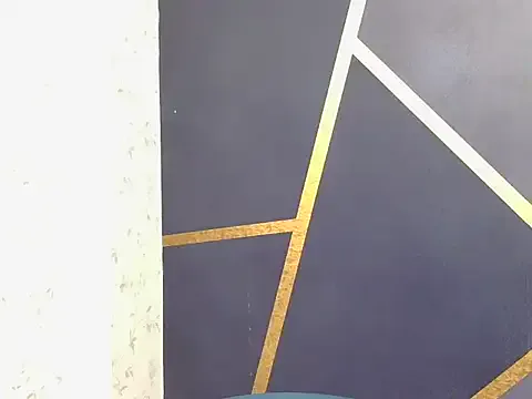 Shinykrisha from StripChat is Freechat