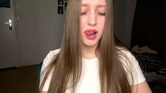 Shirley1Ross from StripChat is Freechat