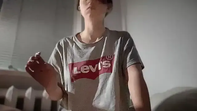 ShizukuHunter from StripChat is Freechat