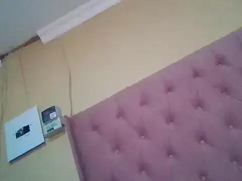 ShooingBunch from StripChat