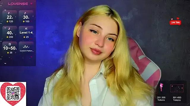 Try our streaming cams variety and talk on a personal level with our adorable girls streamers, showing off their bountiful shapes and dildos.