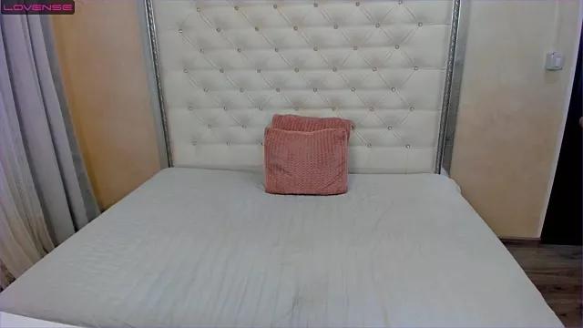 Shy_cinderella from StripChat