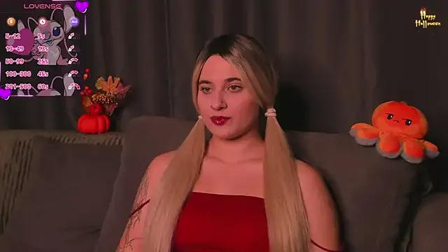 ShyBunny1 from StripChat is Freechat