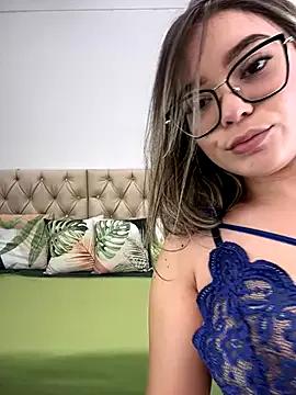 ShyNotSorryXXX from StripChat is Freechat