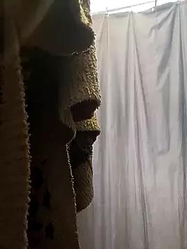ShysluutGia from StripChat
