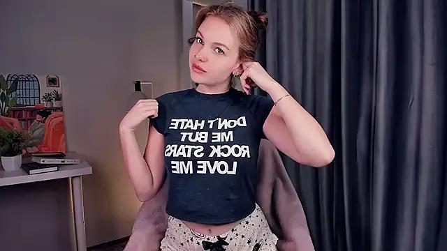 Try our streaming cams variety and talk on a personal level with our adorable girls streamers, showing off their bountiful shapes and dildos.