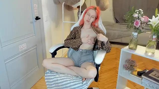 Silly__Milly from StripChat
